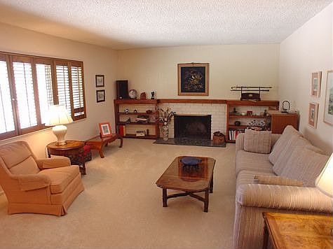 2nd image of 974 Kent Dr