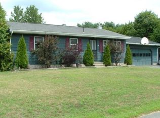 15 Laurel Dr, Ware, MA 01082