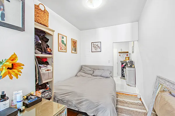 Rented by Douglas Elliman | media 5