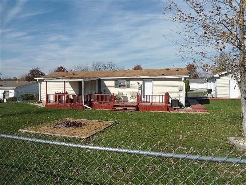 2nd image of 518 Cool Evening Rd