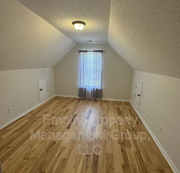 66 Sand Oak Ct — Photo 16
