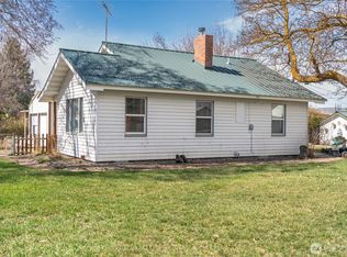 108 W Locust St, Coulee City, WA 99115