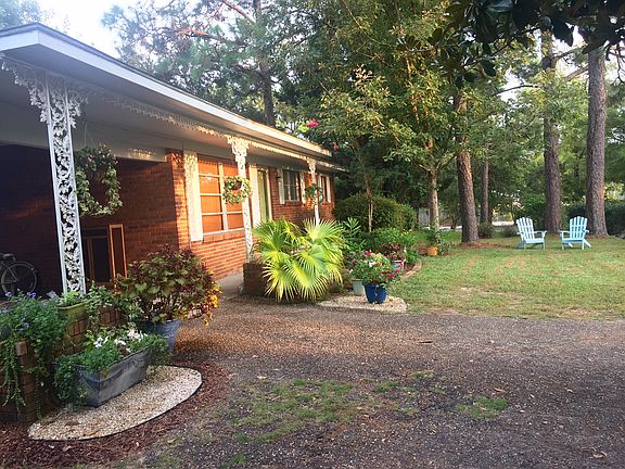 2nd image of 355 Fairwood Blvd