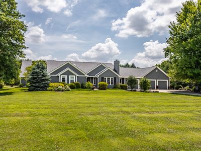 15505 Little Eagle Creek Ave, Zionsville, IN, 46077