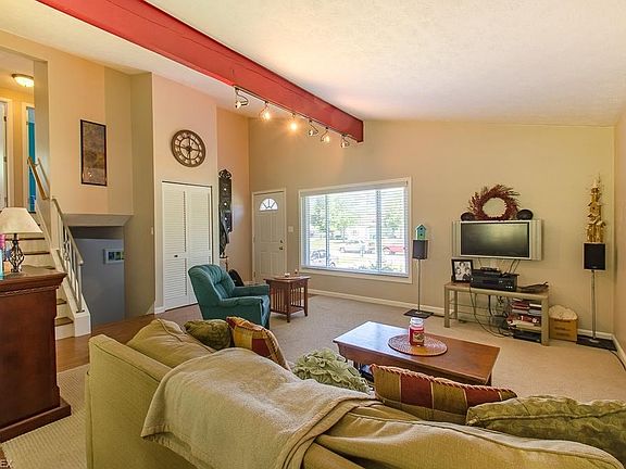 4th image of 10136 Belmeadow Dr