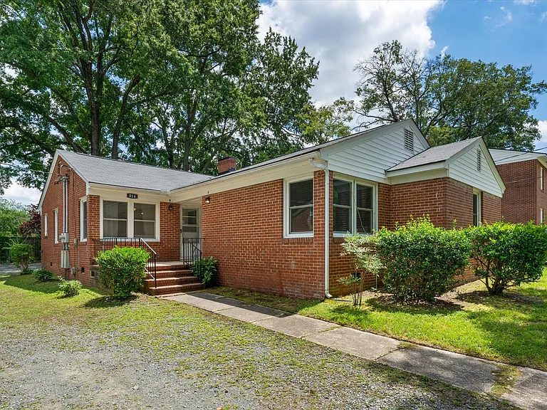 814 N Buchanan Blvd #B — Photo 22
