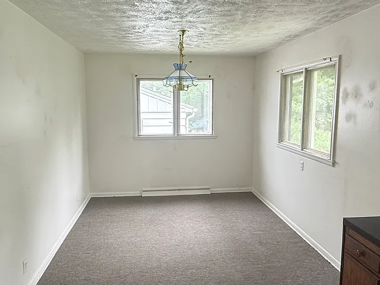 294 Greendale Ave — Photo 3