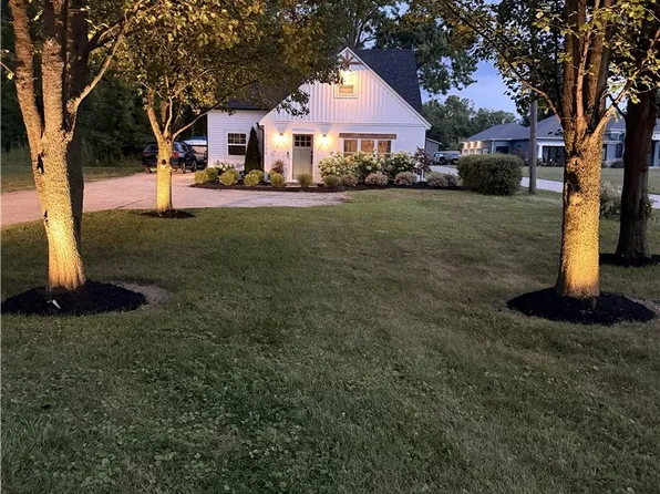27005 Bagley Rd, Olmsted Township, OH 44138