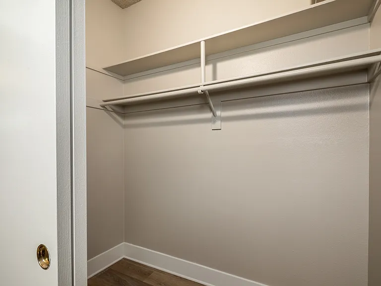 Canyon Crest — Photo 21