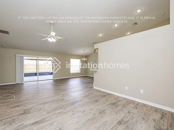 3rd image of 12237 Dawn Vista Dr
