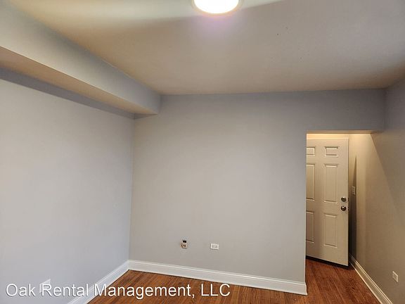 4th image of 1224 N Cicero Ave #4807