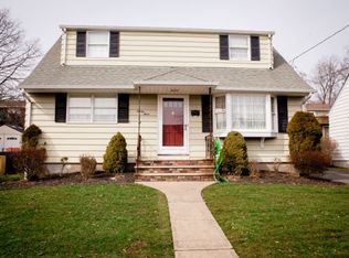 33 Hillside Dr, Totowa, NJ