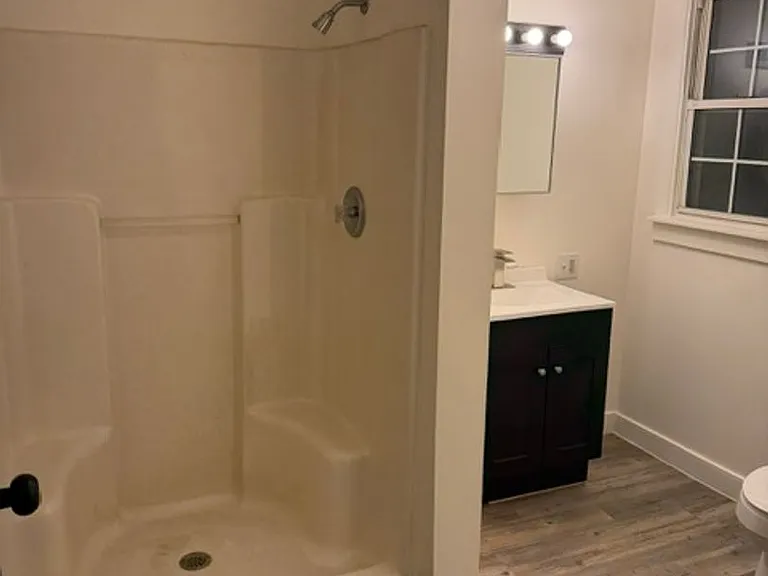 446 Wallace St — Photo 9
