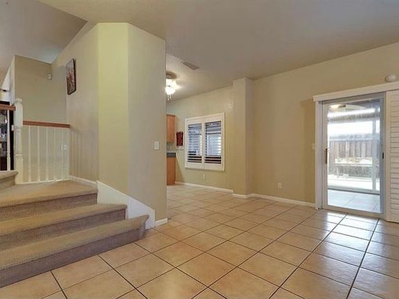 4th image of 659 Willowbrook Dr