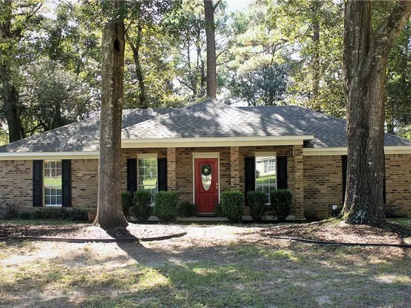 1815 Ranch House Dr, Semmes, AL 36575