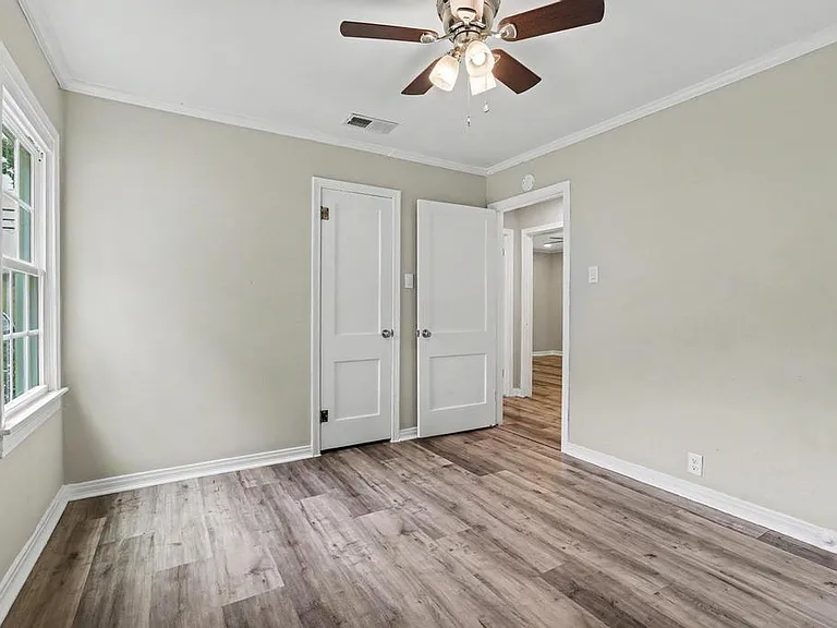 221 W Taylor St — Photo 7