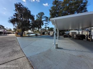 1074 Front Lots St #98 & 99, Welaka, FL 32193