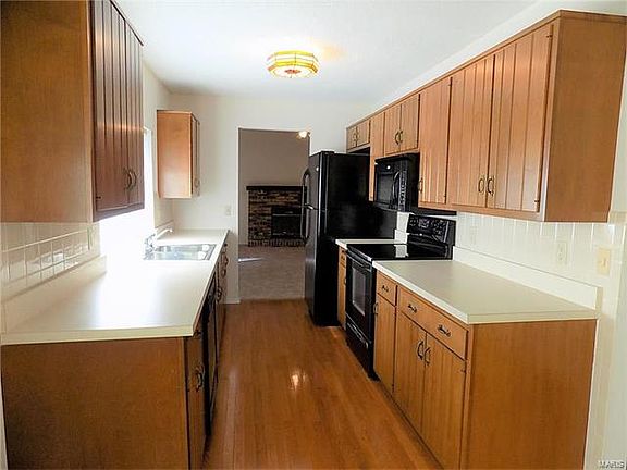 4th image of 2564 Cripple Creek Dr