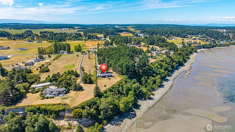 2nd image of 1526 Scenic Heights Road