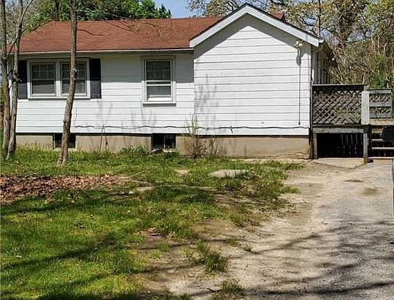 2nd image of 85 Woodside Dr