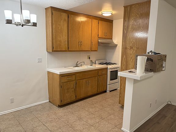2nd image of 2624 Marathon St APT 8