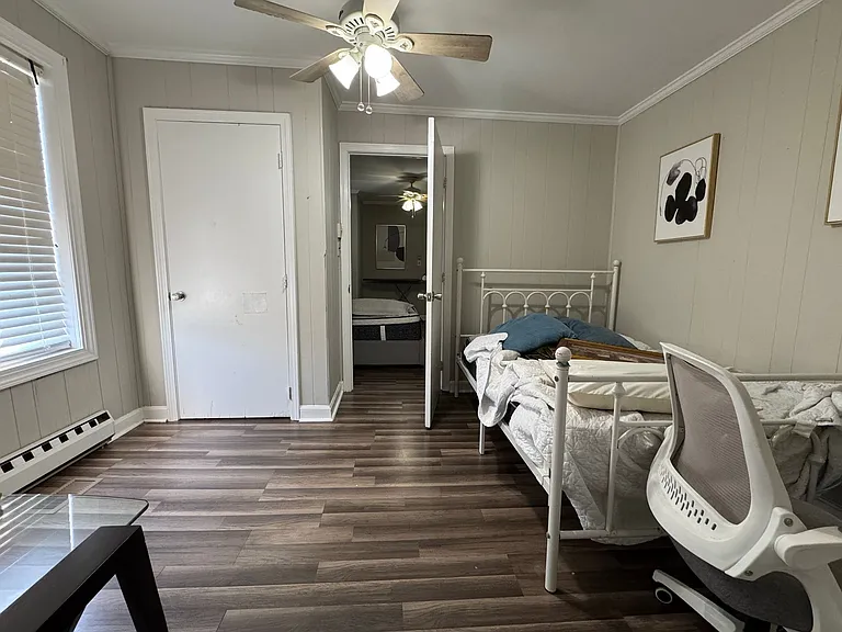 202 Front St — Photo 3