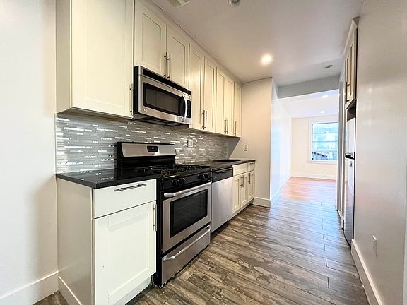 3rd image of 4300 Broadway APT 5H