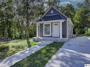 3711 Seward St, Omaha, NE 68111