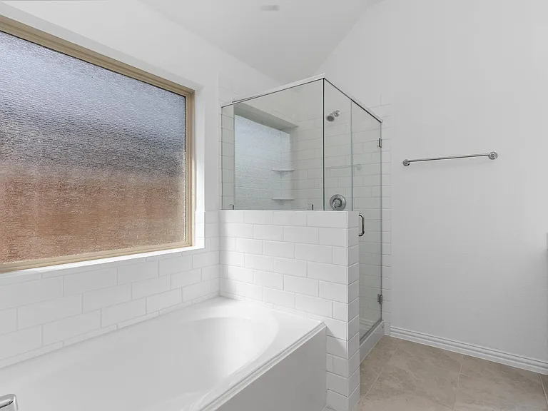 31427 Vineyard Creek Dr — Photo 20