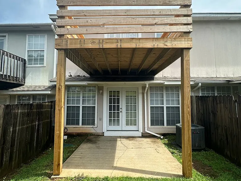 206 Foxchase Ln — Photo 22