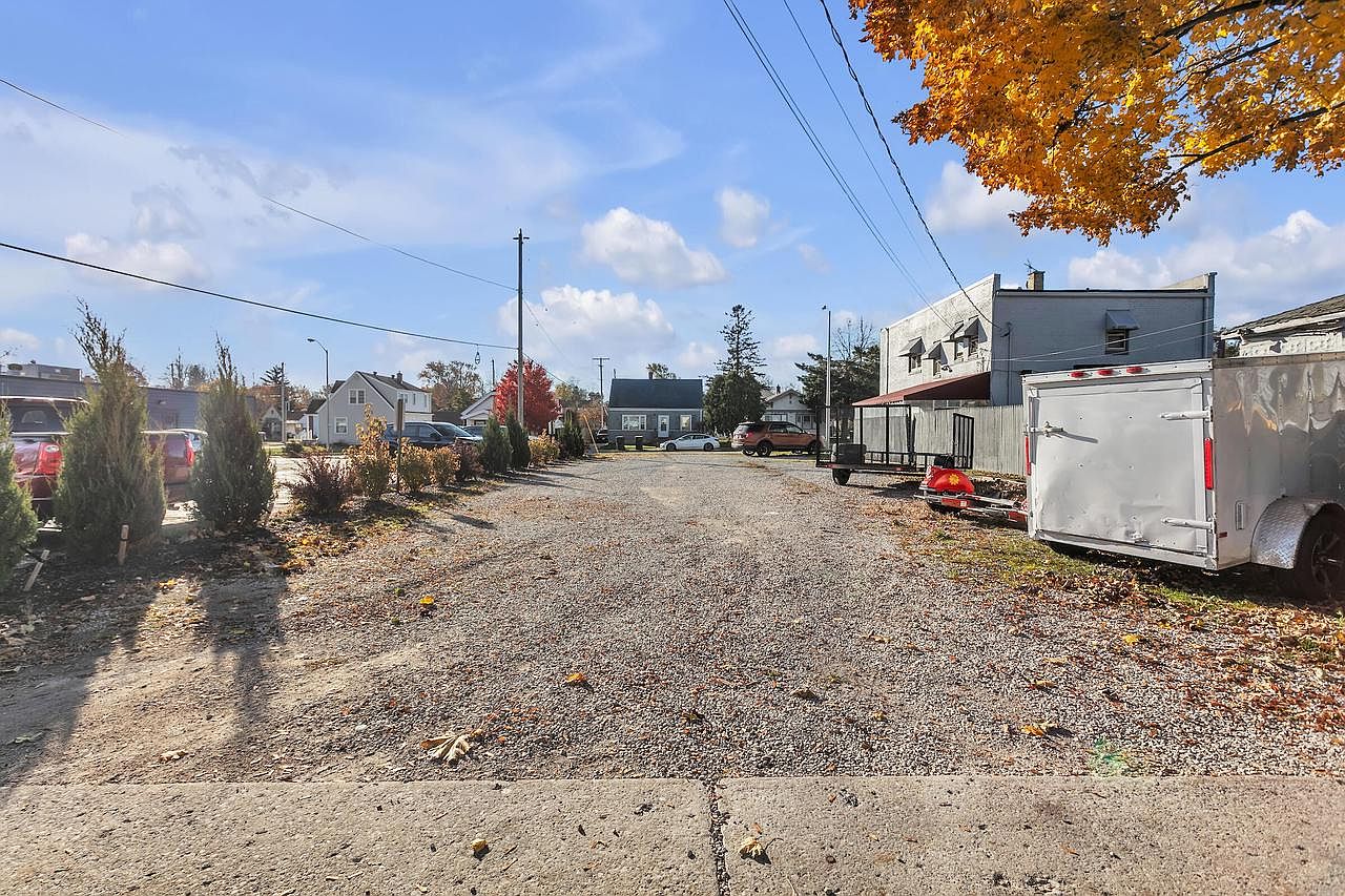 88 West BECHER STREET, Milwaukee, WI 53227 MLS 1858081 Zillow