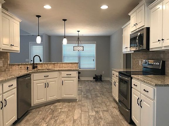3rd image of 41 Annakate Way