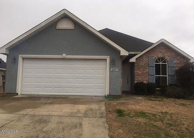 1st image of 217 Lantana Blvd