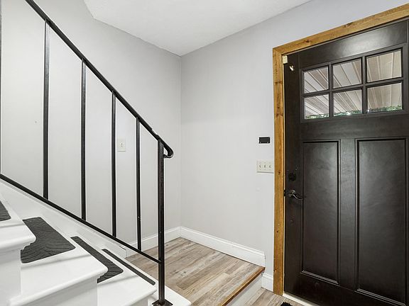 3rd image of 2477 Brenner Ave E