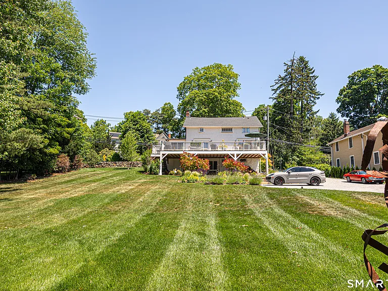 87 Myrtle Ave — Photo 33