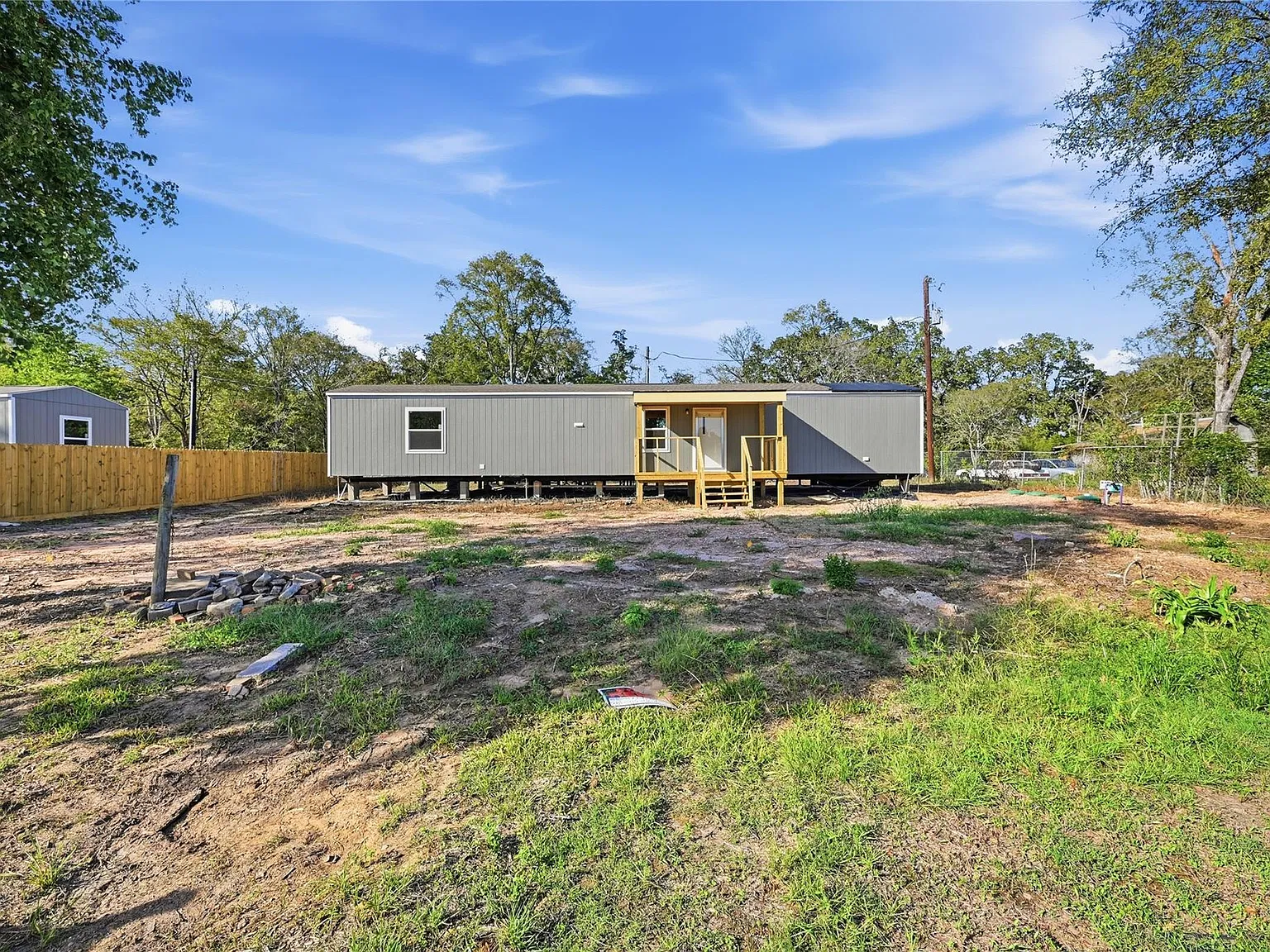 3 bed, 2.0 bath, $1,500 — Photo 3