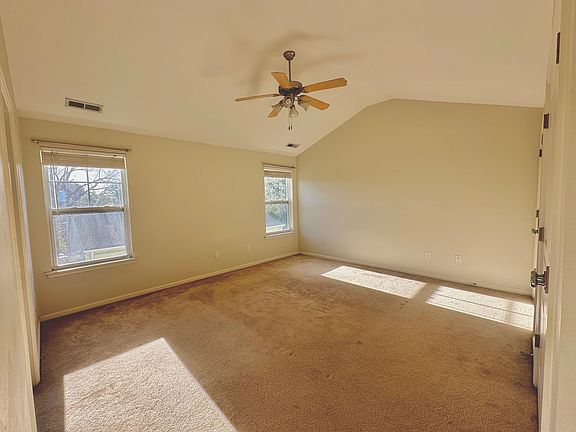 5th image of 4506 Lee Ave