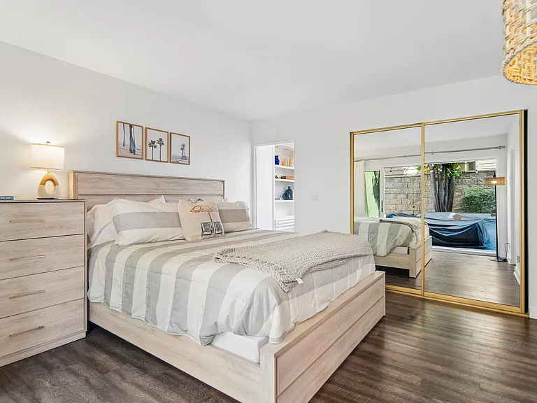 253 Fairview St #253 — Photo 43