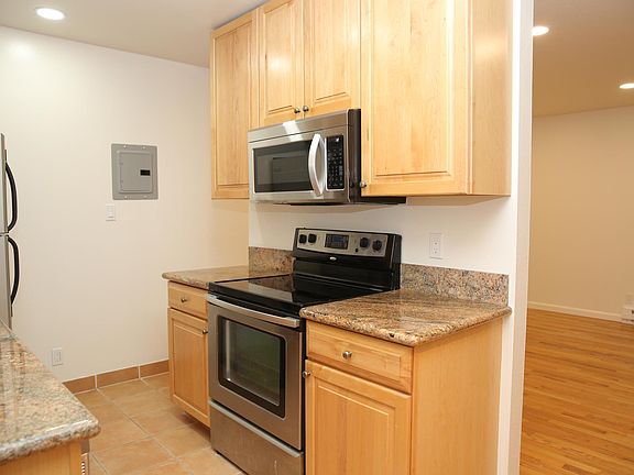 3rd image of 505 Cypress Point Dr Unit 118
