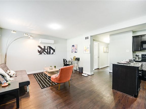 5th image of 4715 Harmon Ave APT 209