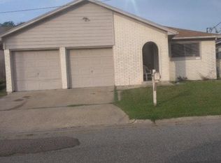 2312 72nd St, Galveston, TX 77551
