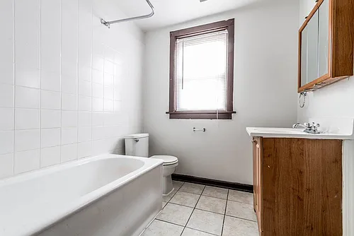 617 N Central Ave Chicago, IL 60644 Photo 1
