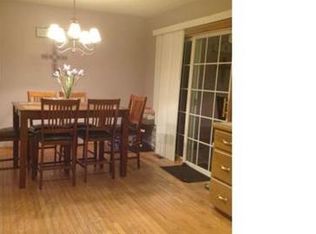1138 McClellan Dr, Lake Orion, MI