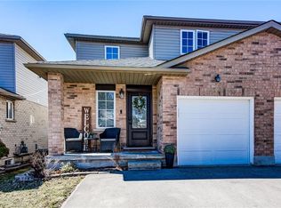 20 Schueller St, Kitchener, ON N2K3W1