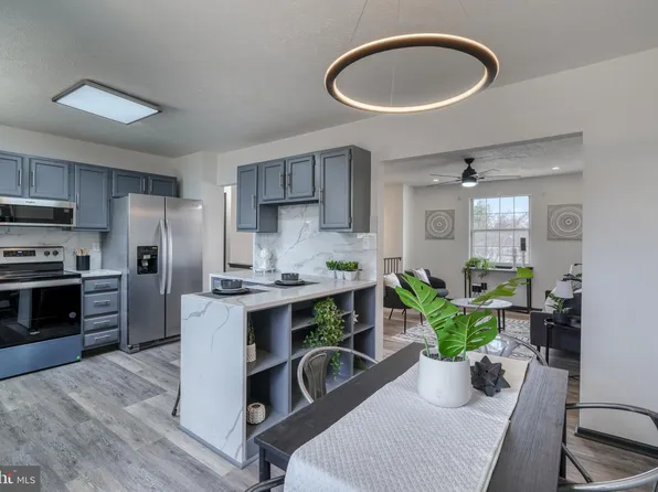 2114 Lawnwood Cir, Baltimore, MD 21207