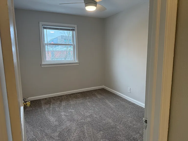 126 E 2nd St — Photo 7