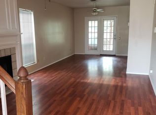 1611 Beach Ln, Arlington, TX 76014