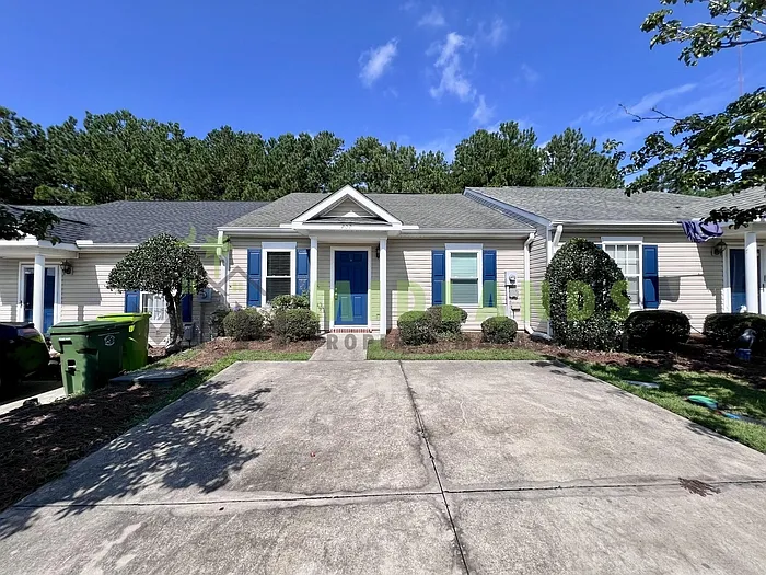 202 Elders Pond Cir — Photo 1