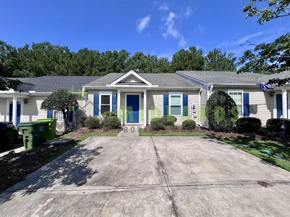 202 Elders Pond Cir, Columbia, SC 29229