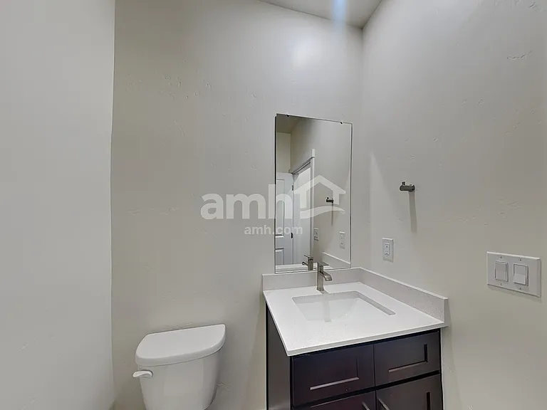9428 W Shumard St — Photo 8